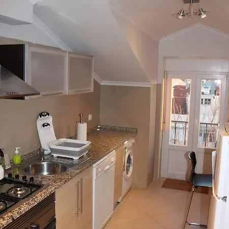 River View Apt. City Centre 公寓